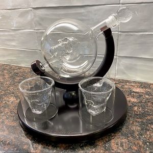💀 The Wine Savant skull wine whiskey decanter